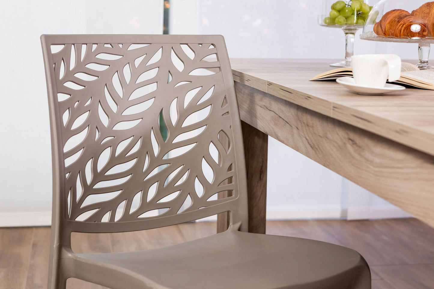 CHAISES DAFNE